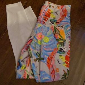 Nike leggings